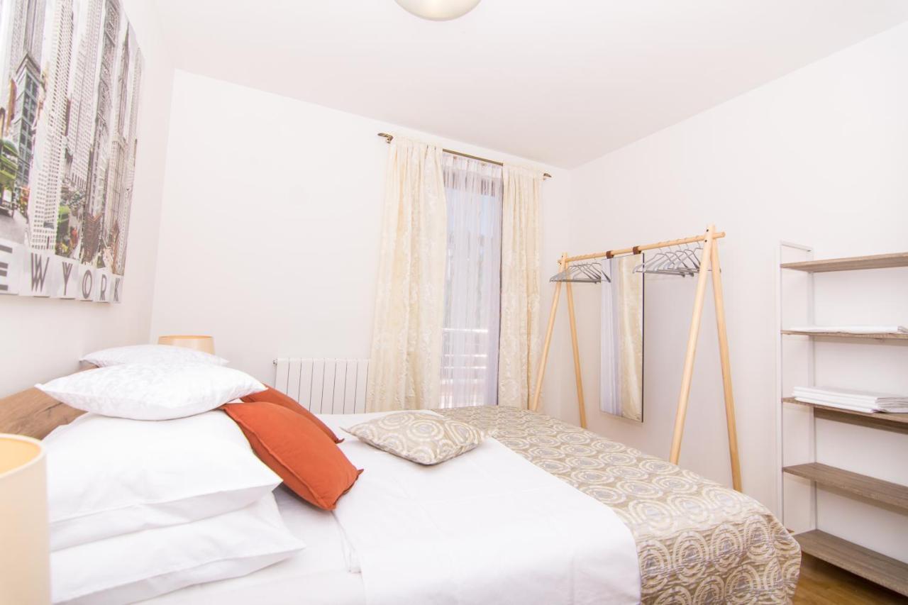 Gallery Luxury Suites & Rooms-Only Adults スプリト エクステリア 写真